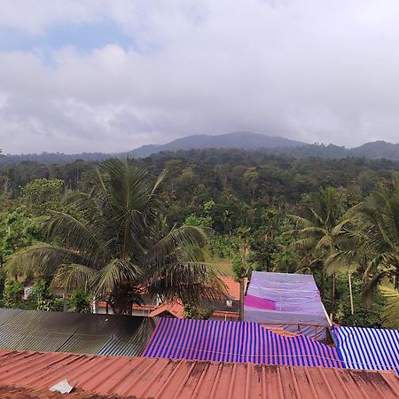 Shivalaya Homestay, Madikeri Siddāpur Esterno foto