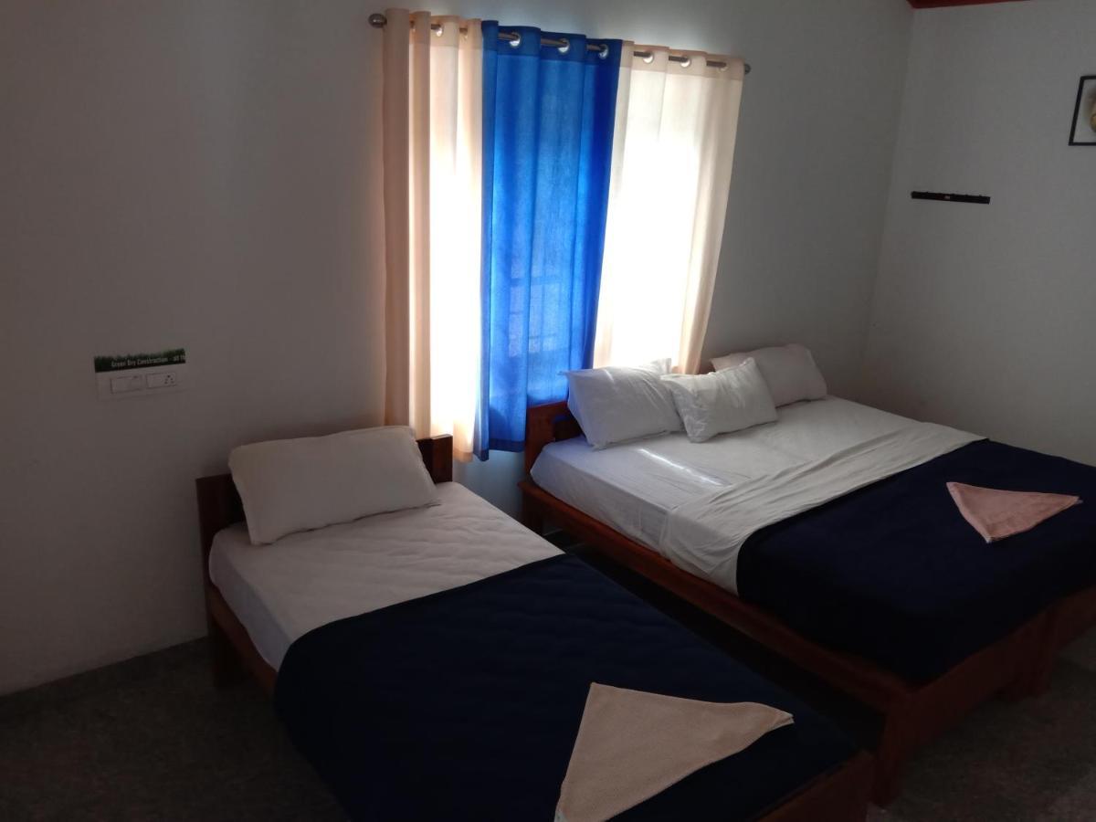 Shivalaya Homestay, Madikeri Siddāpur Esterno foto