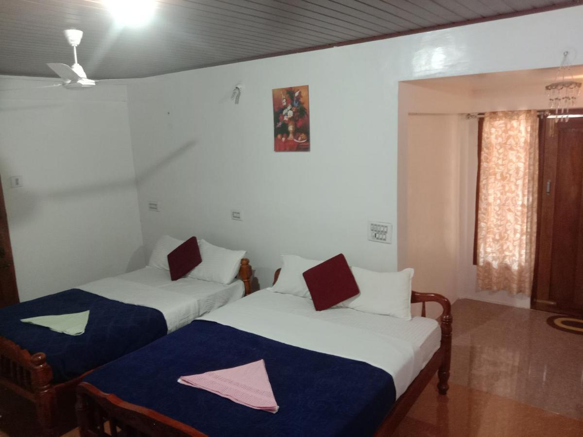 Shivalaya Homestay, Madikeri Siddāpur Esterno foto