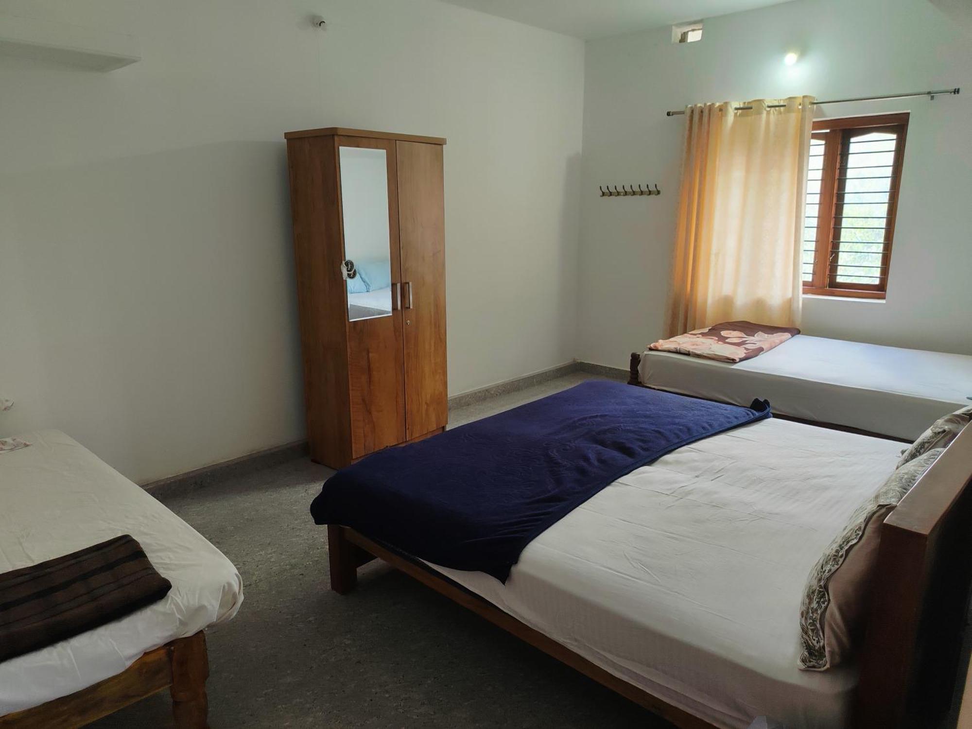 Shivalaya Homestay, Madikeri Siddāpur Esterno foto