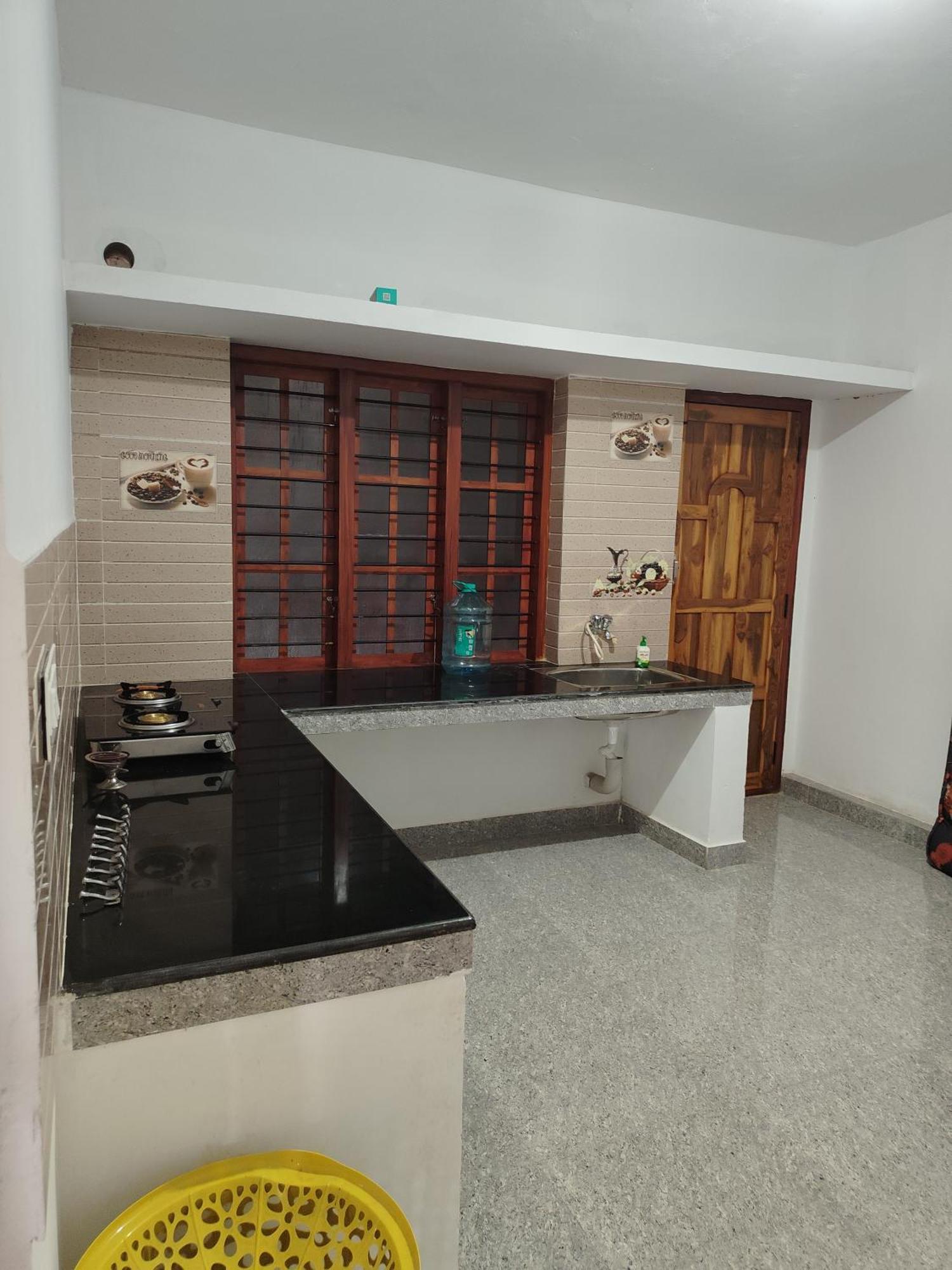 Shivalaya Homestay, Madikeri Siddāpur Esterno foto