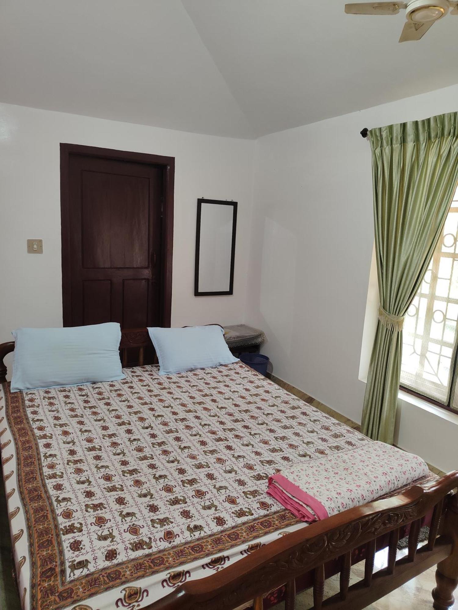 Shivalaya Homestay, Madikeri Siddāpur Esterno foto